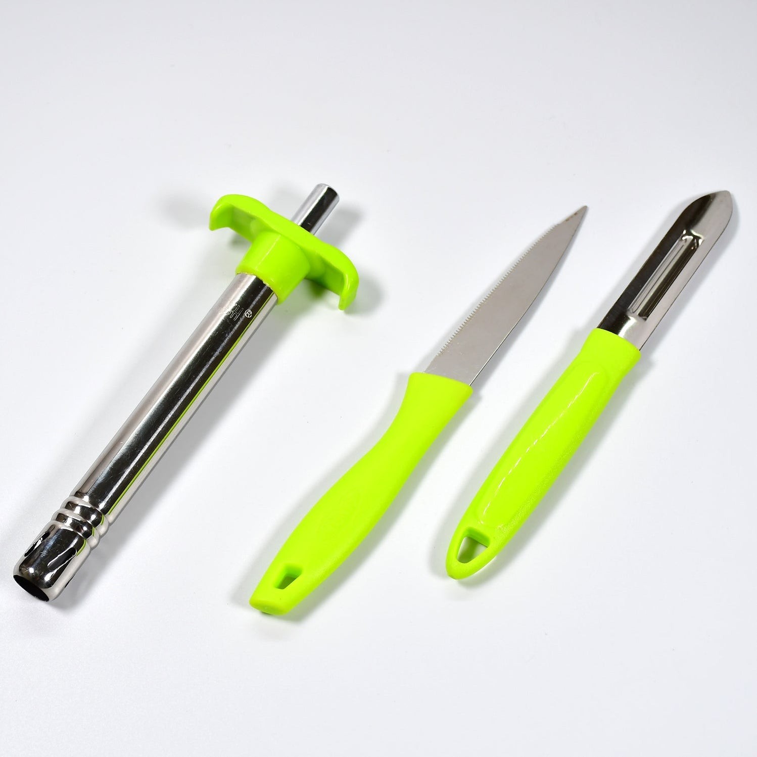 Ganesh 3pc Lighter Cum knife and peeler. by ganesh